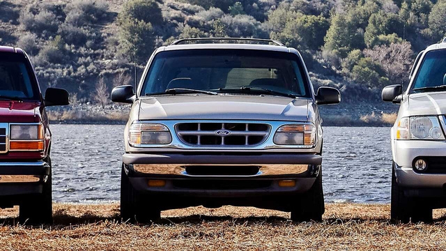 6 thế hệ Ford Explorer: Từ chung đụng Ranger, bê bối chết người tới biểu tượng SUV Mỹ trong 3 thập kỷ - Ảnh 4.